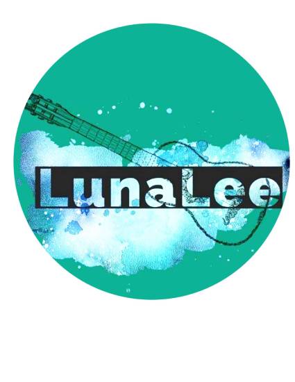 Rundes grünes Logo mit dem Umriss einer Gitarre, darüber LunaLee