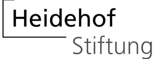 Logo der Heidehof Stiftung: Schwarzer Schriftzug "Heidehof Stiftung" mit schwarzem Rahmen links unter "Heidehof"